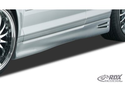 Накладки на пороги GT4 от RDX Racedesign на Audi A3 8P