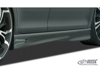 Накладки на пороги GT4 от RDX Racedesign на Fiat Punto III
