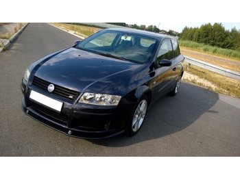 Накладка на передний бампер от Maxton Design для Fiat Stilo 3D