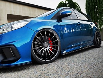 Накладки порогов от Maxton Design для Ford Focus III ST 