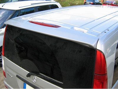 Спойлер на крышку багажника от Maxton Design на Mercedes Vito / Viano W639