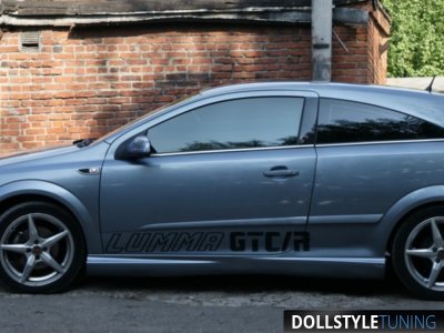 Накладки на пороги в стиле Lumma для Opel Astra H GTC