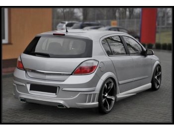Накладка на задний бампер Intake от Maxton Design на Opel Astra H 5D