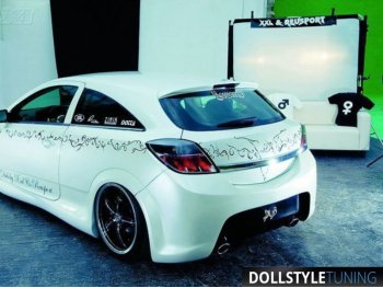 Бампер задний в стиле PAM для Opel Astra H GTC