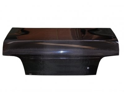 Карбоновая крышка багажника от Eurolines для Subaru Impreza I 4D