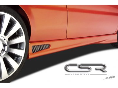 Накладки на пороги от CSR Automotive на Volkswagen Golf V