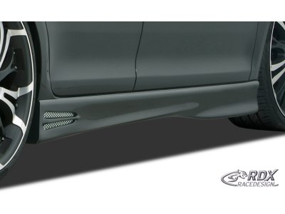 Накладки на пороги GT4 от RDX Racedesign на VW Golf VI Wagon
