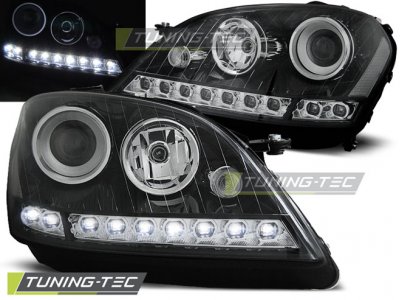 Передняя альтернативная оптика Daylight Black от Tuning-Tec на Mercedes ML класс W164