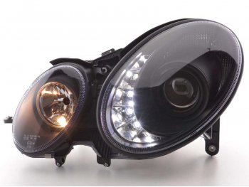 Передние фары с дневными ходовыми огнями Black на Mercedes E класс W211