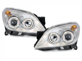 Передние фары с ангельскими глазками Chrome на Opel Astra H