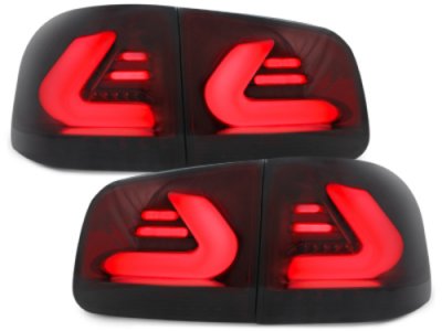Задние тюнинговые фонари CarDNA Red Smoke на Volkswagen Touareg