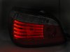 Задние фонари с динамическим указателем поворота LED Red Smoke на BMW 5 E60