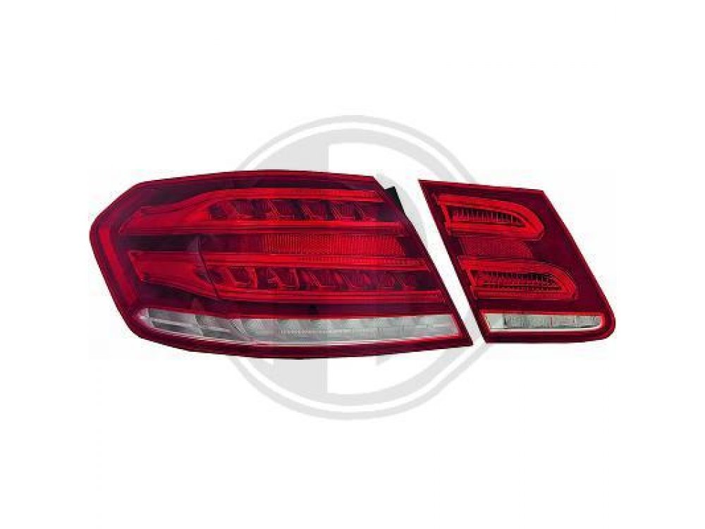 Задние фонари Dynamic Turn LED Red Crystal от HD на Mercedes E W212 рестайл