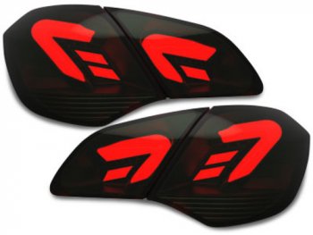 Задняя альтернативная оптика CarDNA LED Red Smoke на Opel Astra J