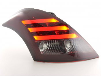 Задние фонари LED Red Smoke от FK Automotive на Suzuki Swift III